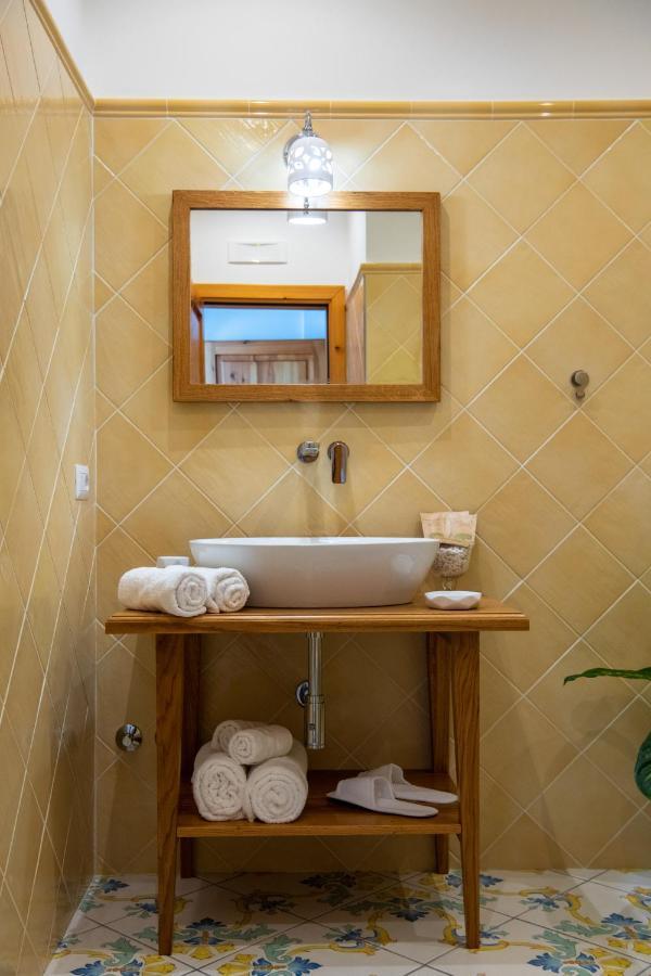 La Borragine Rooms โปซิตาโน ภายนอก รูปภาพ